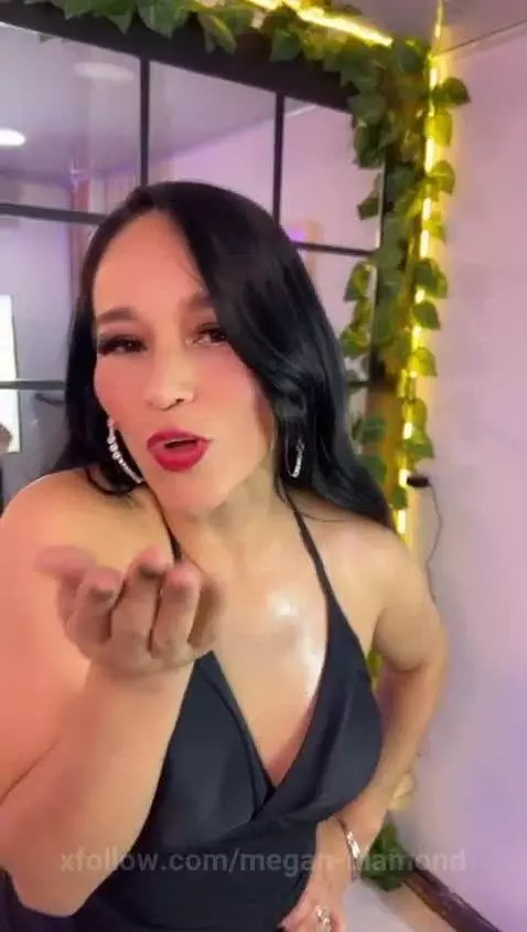 play whit me by megan-diamond