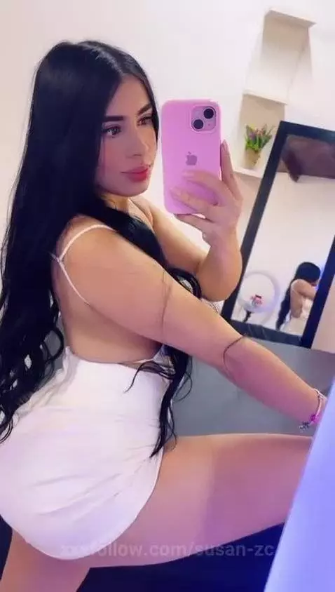 I feel sexy and hot this afternoon 😈 by susan-zc