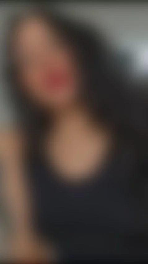 kiss, bigass, smalltits by nicolgull15