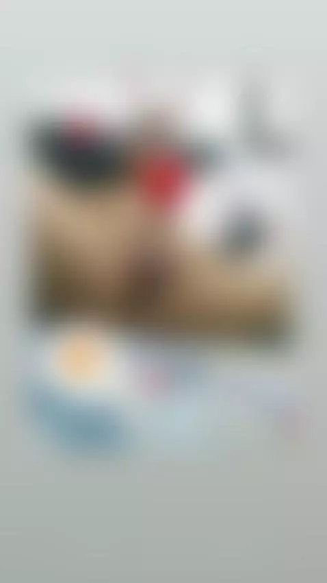 😉😘🌹🥰😈🧿💥🔥 by ccoffee90