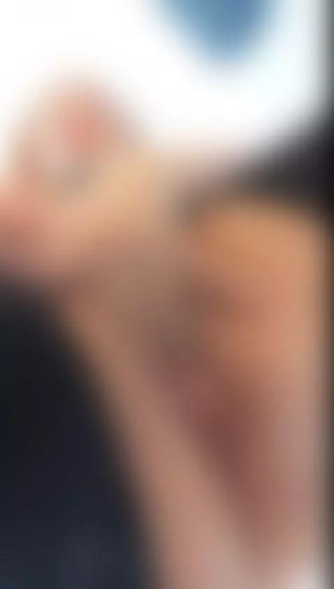 I'm so horny and wet, only you're missing babe! 
My blue pag... by mollycruz