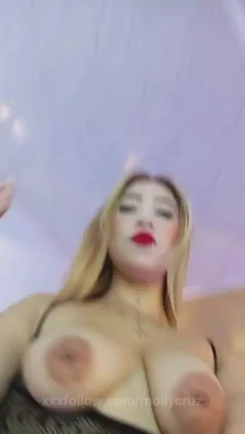 knocking at your door to be fucked by you...🍑 by mollycruz