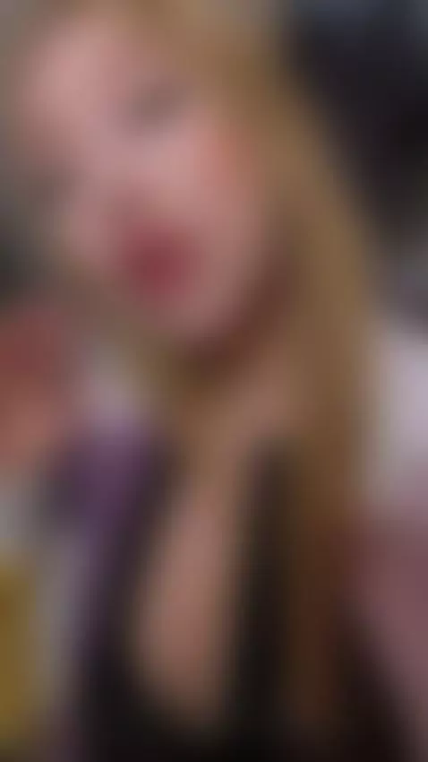 I want you to make my pussy wet and want more of you...🥵 👅 by mollycruz