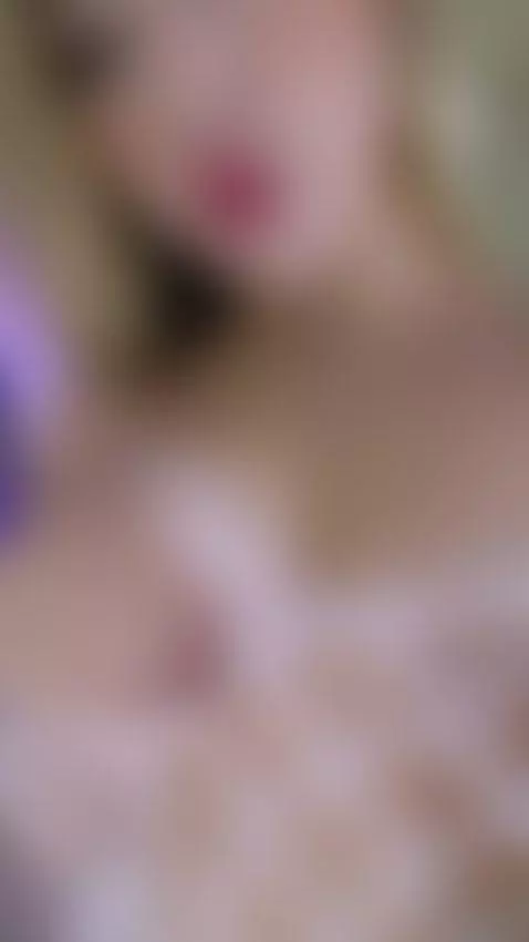 No limits tonight. Just pure desire.😈 by mollycruz