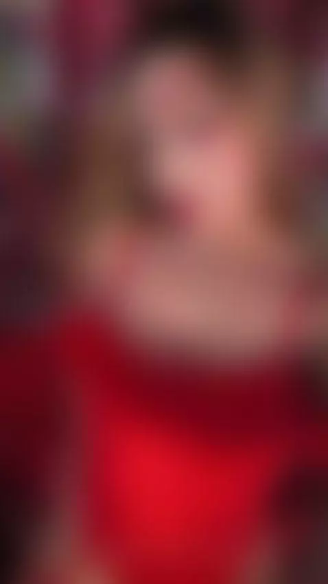 Swallow every inch… I’m waiting. 💦 by mollycruz