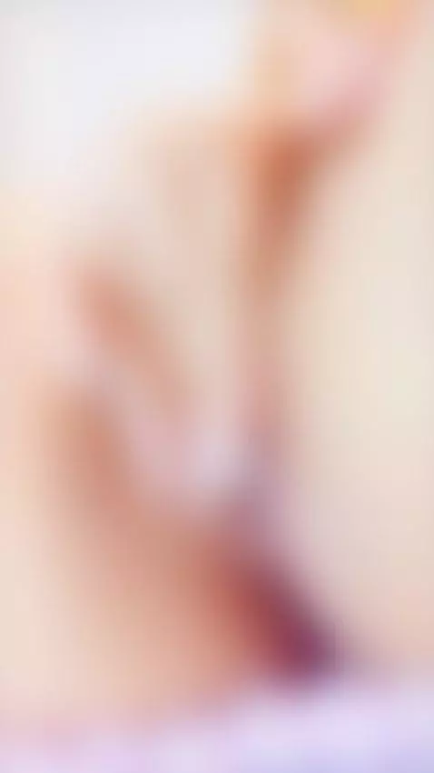 my juicy pussy needs some love by mollycruz