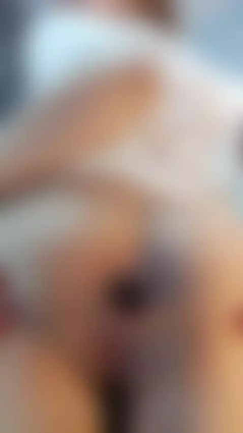 I have the pussy so wet that it looks like a river between m... by mollycruz