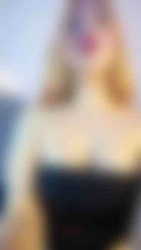 you, come and fuck me as many times as you want...😈 by mollycruz