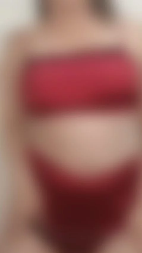 Come to take out my pijamas by ladyrose110