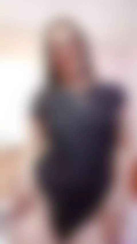 Does big tits make you horny? 😏😈🔥 by ladyrose110