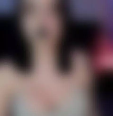 https://www.camsoda.com/adeelinee beautiful hot dragon makeu... by adeelinee