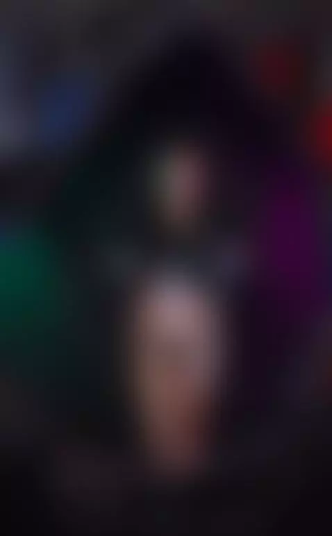 https://www.camsoda.com/es/adeelinee by adeelinee