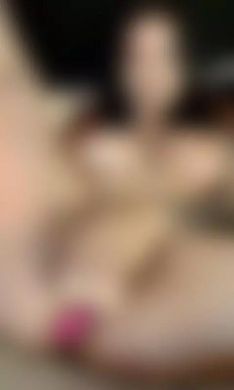 https://www.camsoda.com/adeelinee?id=adeelinee    🤭 My pussy... by adeelinee