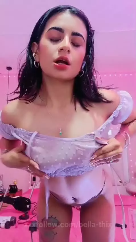 Do you like to see my pretty face? If so, imagine it full of... by bella-thix