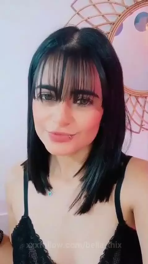 Just come here and kiss me 💋 by bella-thix