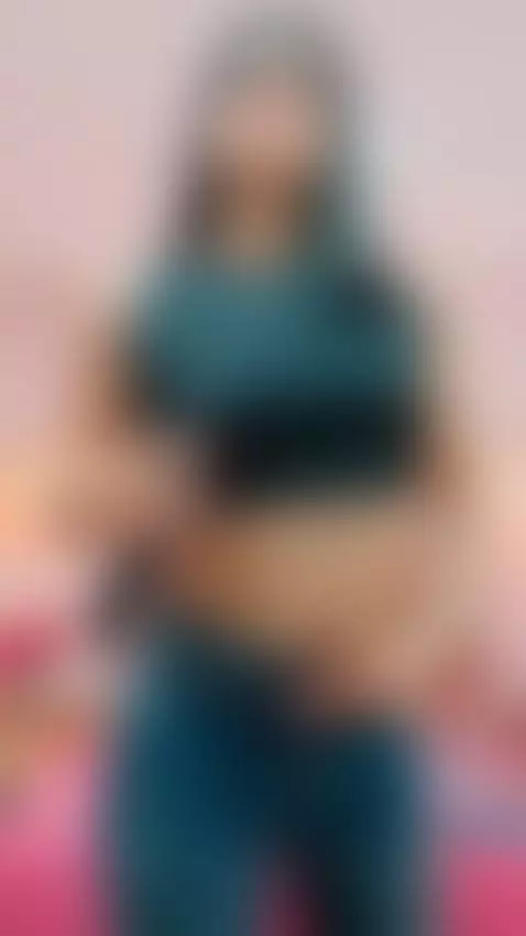 Hi! I want to moan and wet my jeans! by bella-thix