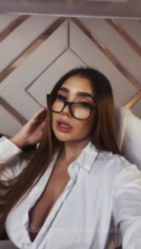 MY MOUTH WANTS TO BE PUNISHED WITH YOUR COCK 🍆💦 by alyssia-collins