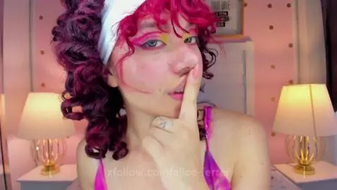 Imagine this finger is something else by alice-ferrer