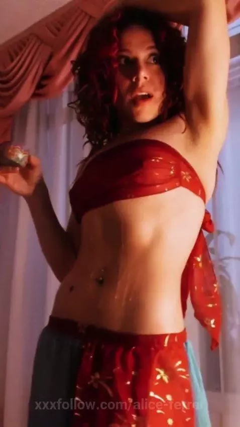 What if i dance in your lap? by alice-ferrer