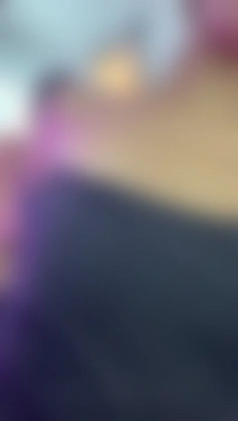 Do you want to see what's under my dress? by lia-montiel