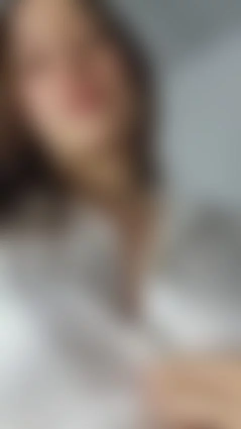 Hello😈 by camilavenz