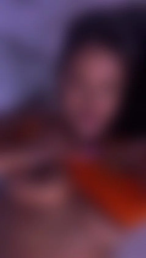 Busty NEW girl gonna suck ur dick by marianacuellar