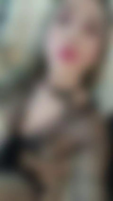 MY LIPS 💋🔥 by destino-spencer