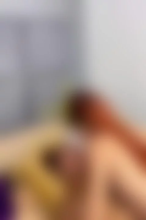 I love doing threesomes with my girlfriend, come and see how... by emmafiiore