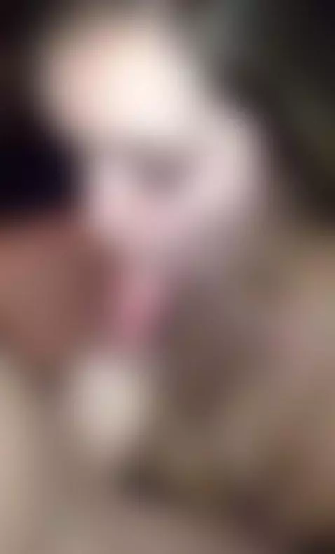 minha amiga veio f1 aqui em casa, ficou com tesao e coloquei... by joao16cm