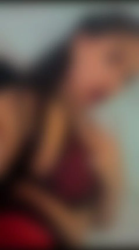 Honey come enjoy my body 🍒🍑💋 by littleissues