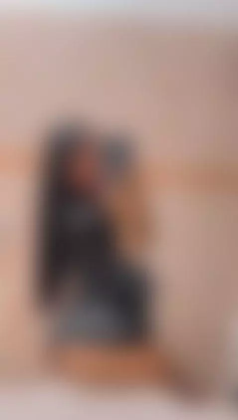 Would you like to bathe with me? 🍑💦😏 by littleissues