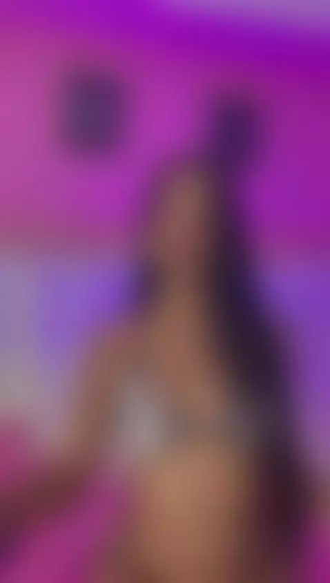 hot hour 🩷 by littleissues