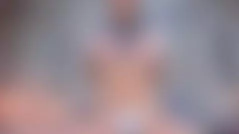 come play with my linod wet pussy  🍆💦😈 by maddiescott1