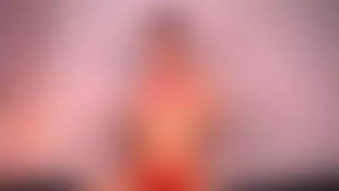 I'm your bitch and I want you to squirt my hot pussy 😈🔥 by maddiescott1