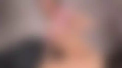 hello guys I’m back again, very hot and horny 🔥💦 by maddiescott1