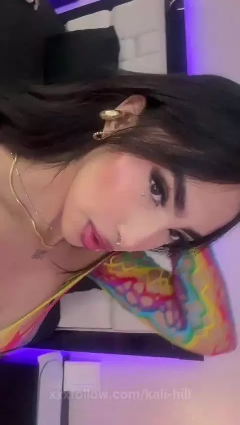 Wanna see more?? come on to enjoy it 😈 by kali-hill