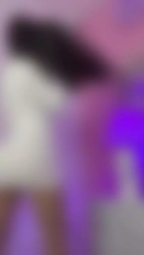 I love to dance and move my delicious butt, imagine what thi... by bonneepark