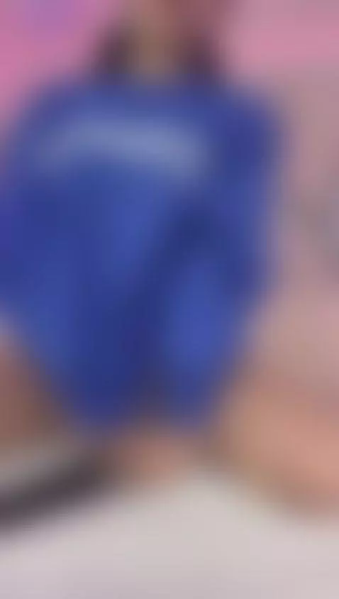 It excites me to move my ass while I'm in the doggy position... by bonneepark