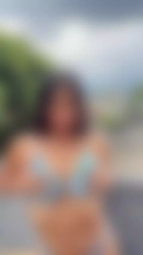 My neighbours ask me to see by irinatanned