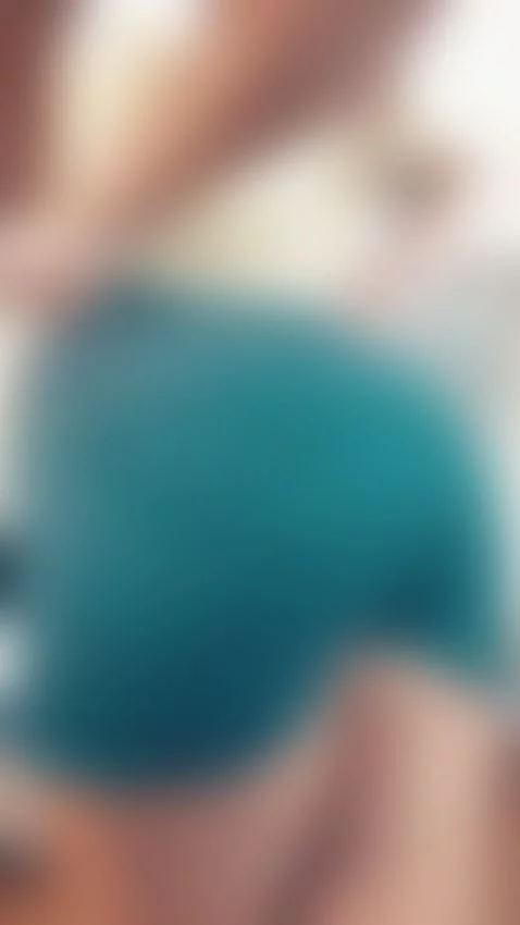 Hello Guys! by irinatanned