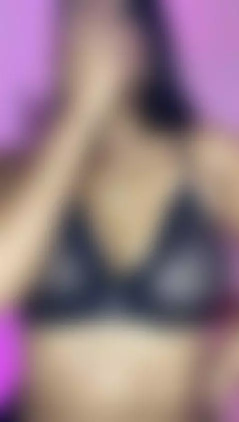 estoy muy hot by irinatanned