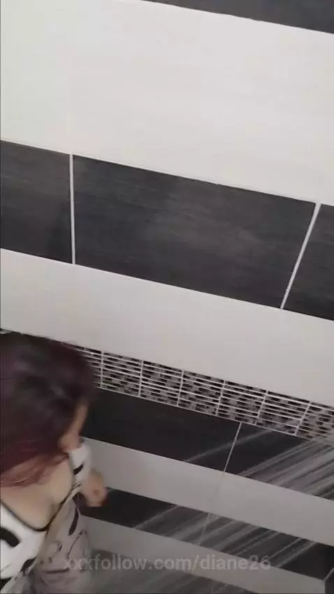 someone spying me  while i am playing in the shower by diane26