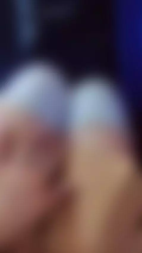 look at me by diane26