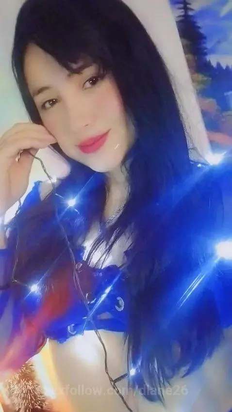 i wanna be  your christmas tree by diane26