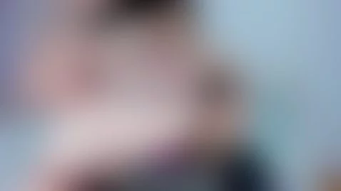 umm im to hot love by julietaparker1