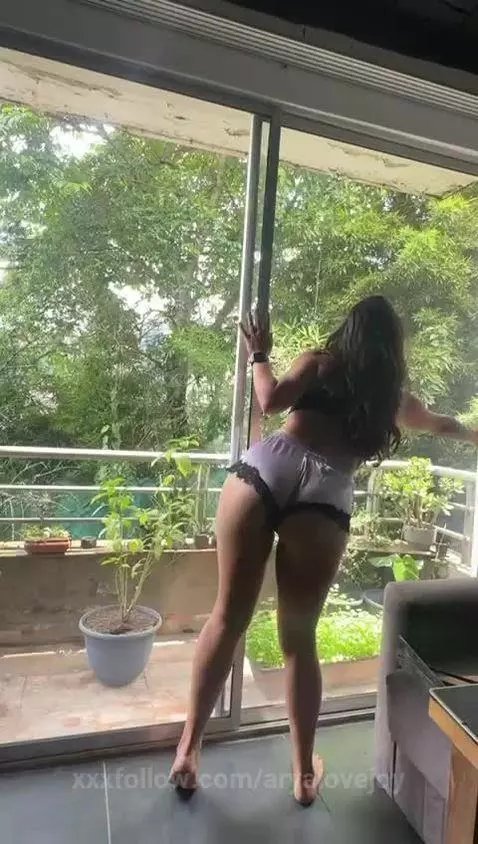 Giving a little love ☺️🥰 by aryalovejoy