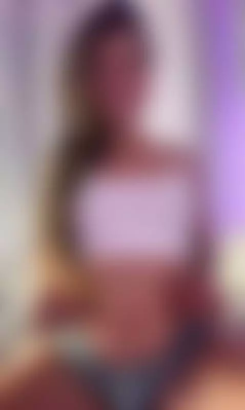 I'm your favorite, and you know it. by aryalovejoy