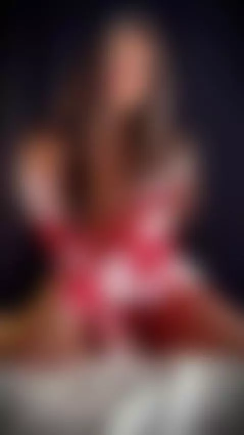 Feeling and sensuality 🥰🩷 by aryalovejoy