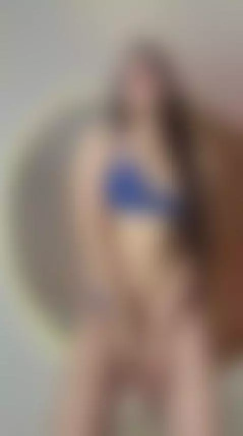 The year is almost over and I feel very hot by scarlet-jons