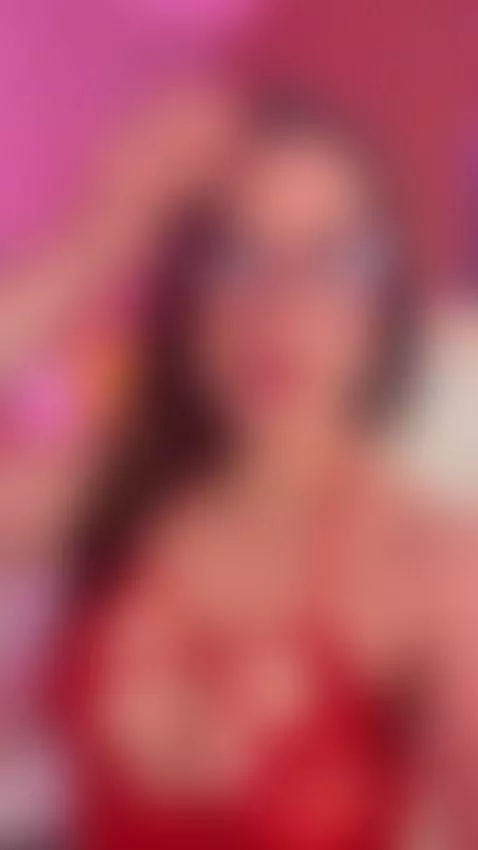 Honey, I'm online by scarlet-jons